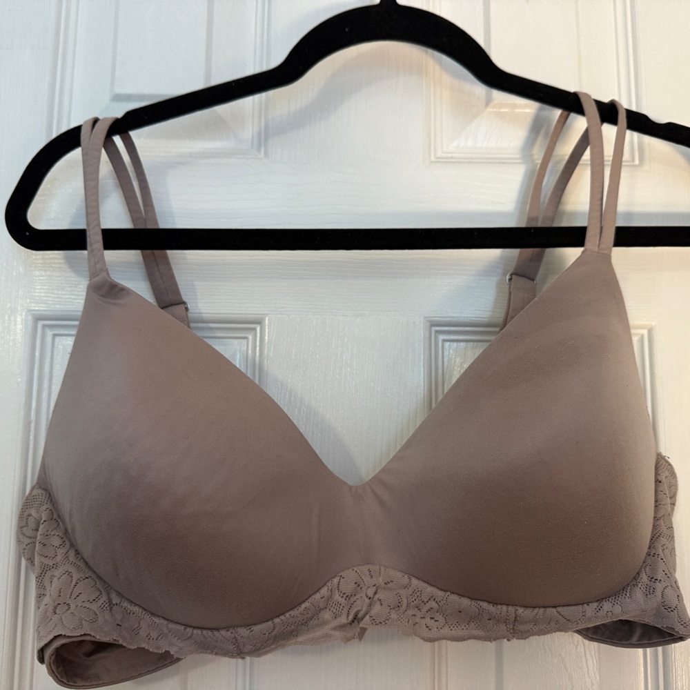 Aerie Real Sunnie Wireless Lace Trimmed Bra in Taupe
